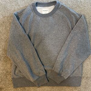 A&F Essential Raglan Classic Sunday Crew NWT